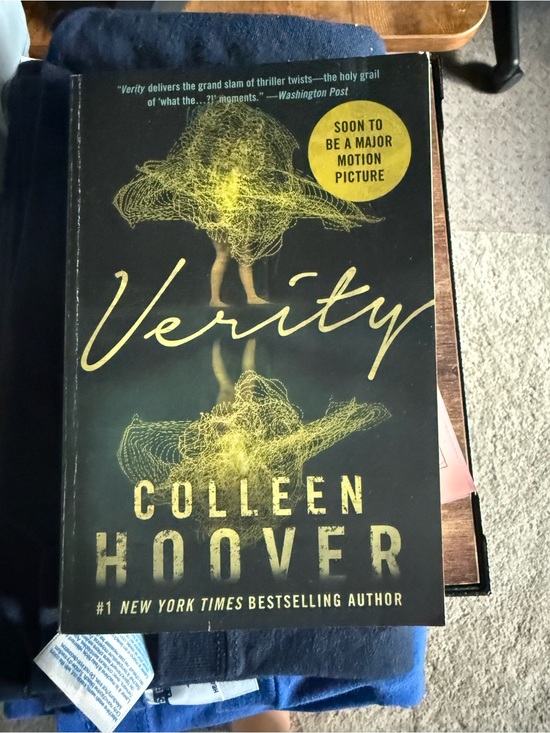 Other - Verity by Colleen Hoover - paperback